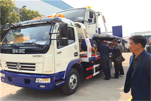 钟祥汽车道路救援拖车价格